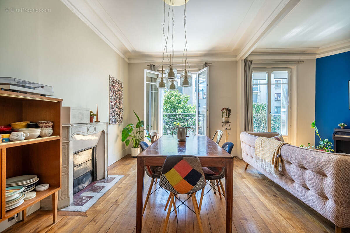 Appartement à PARIS-11E