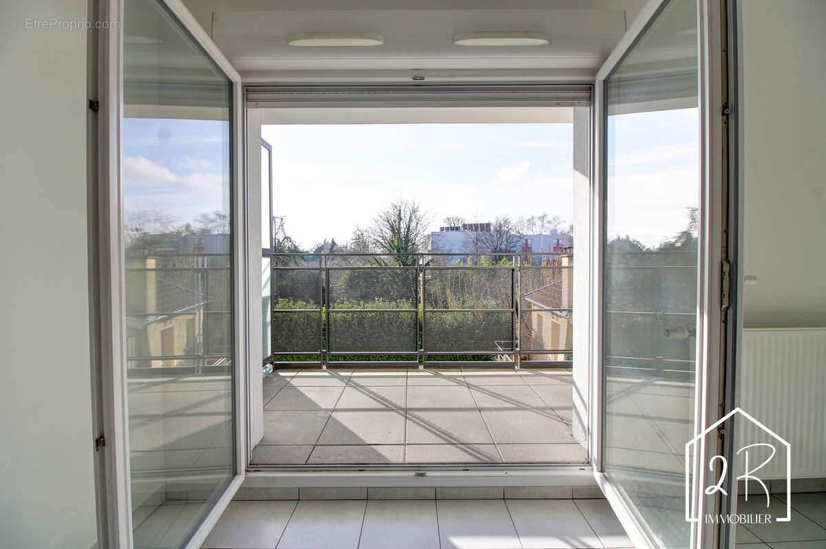 Appartement à FEYZIN