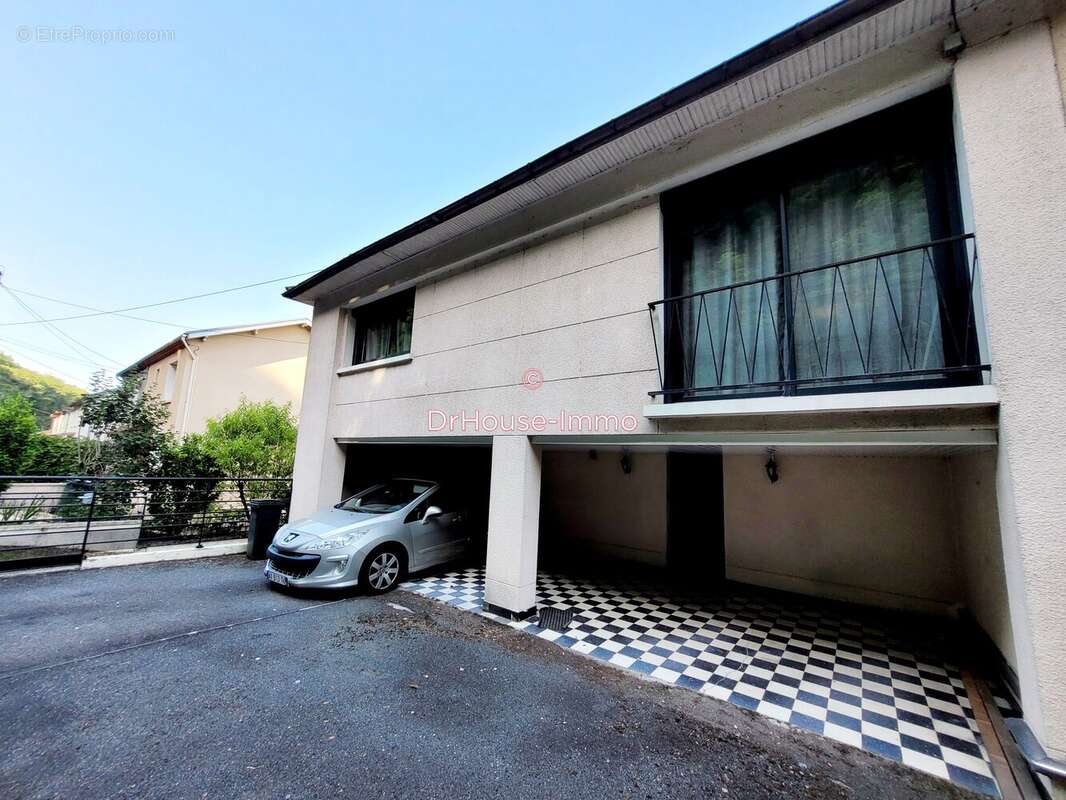 Maison à CHAMPCEVINEL