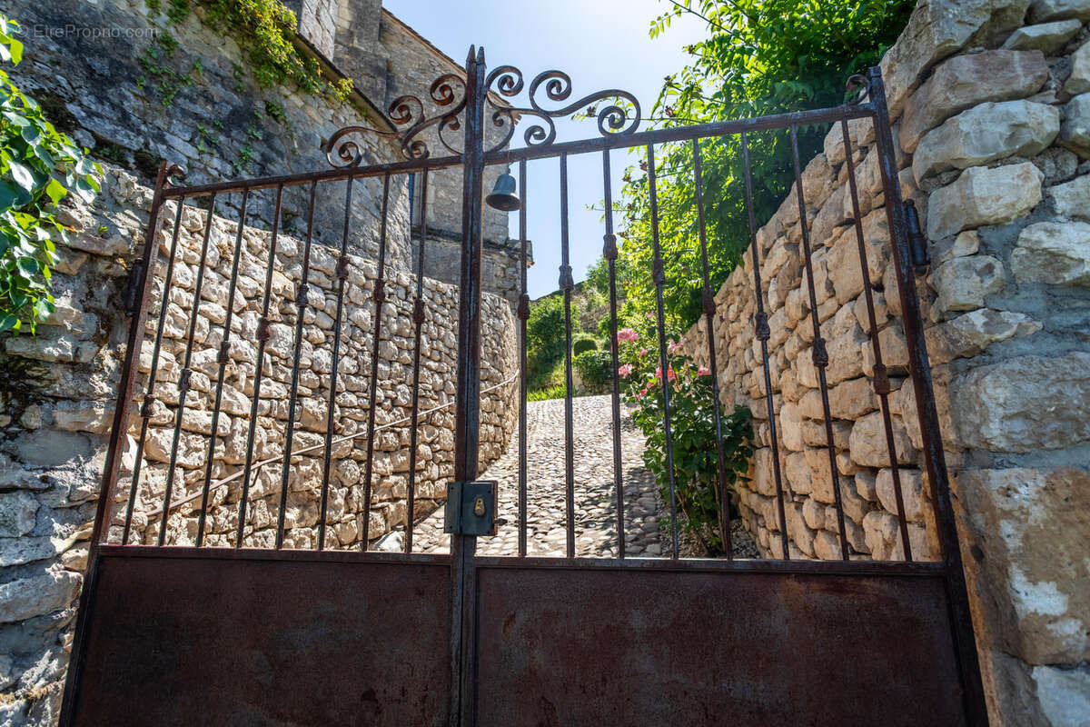 Maison de village avec jardin et annexe - photo 6
