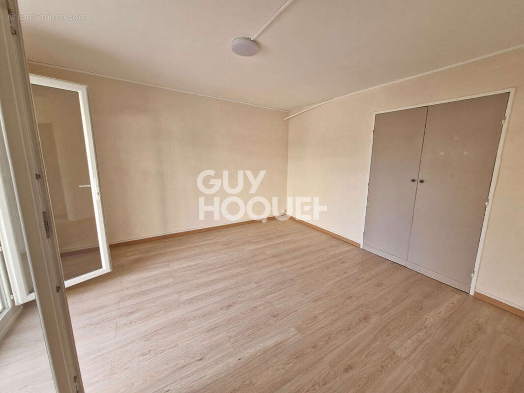 Appartement à MARSEILLE-15E