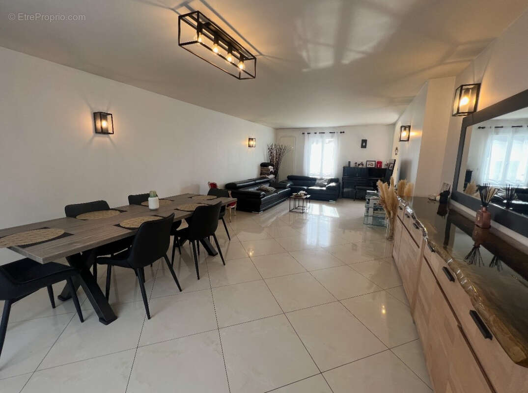 Maison à SAINT-BRICE-SOUS-FORET