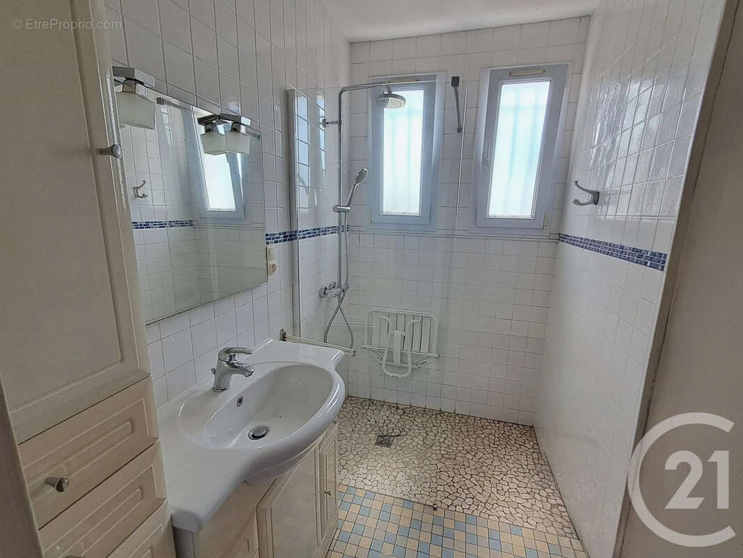 Maison 79 m² à Talmont-Saint-Hilaire  - photo 8