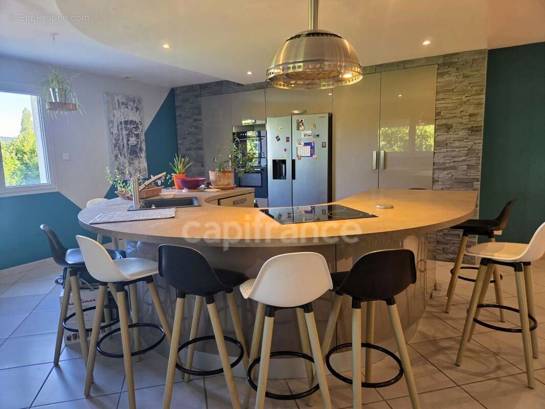 Maison de plain-pied aux volumes hors normes - photo 2
