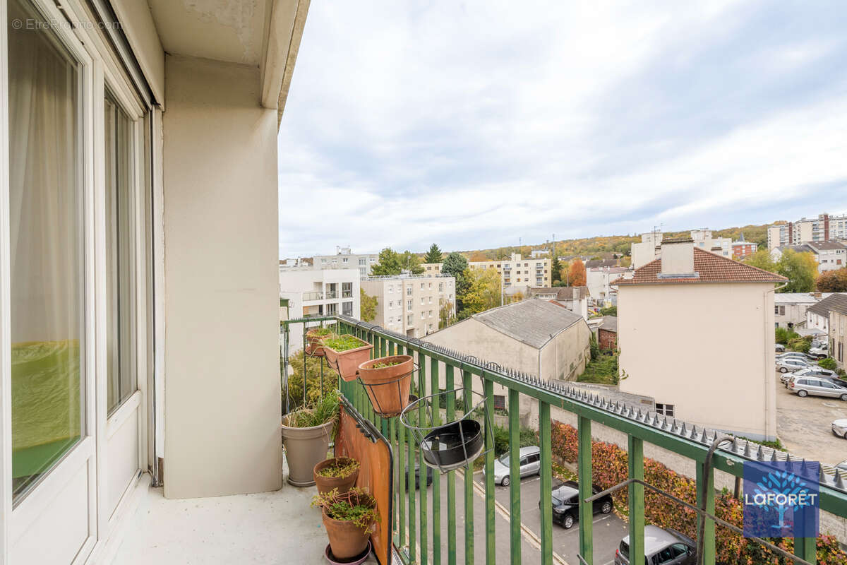 Appartement à LIVRY-GARGAN