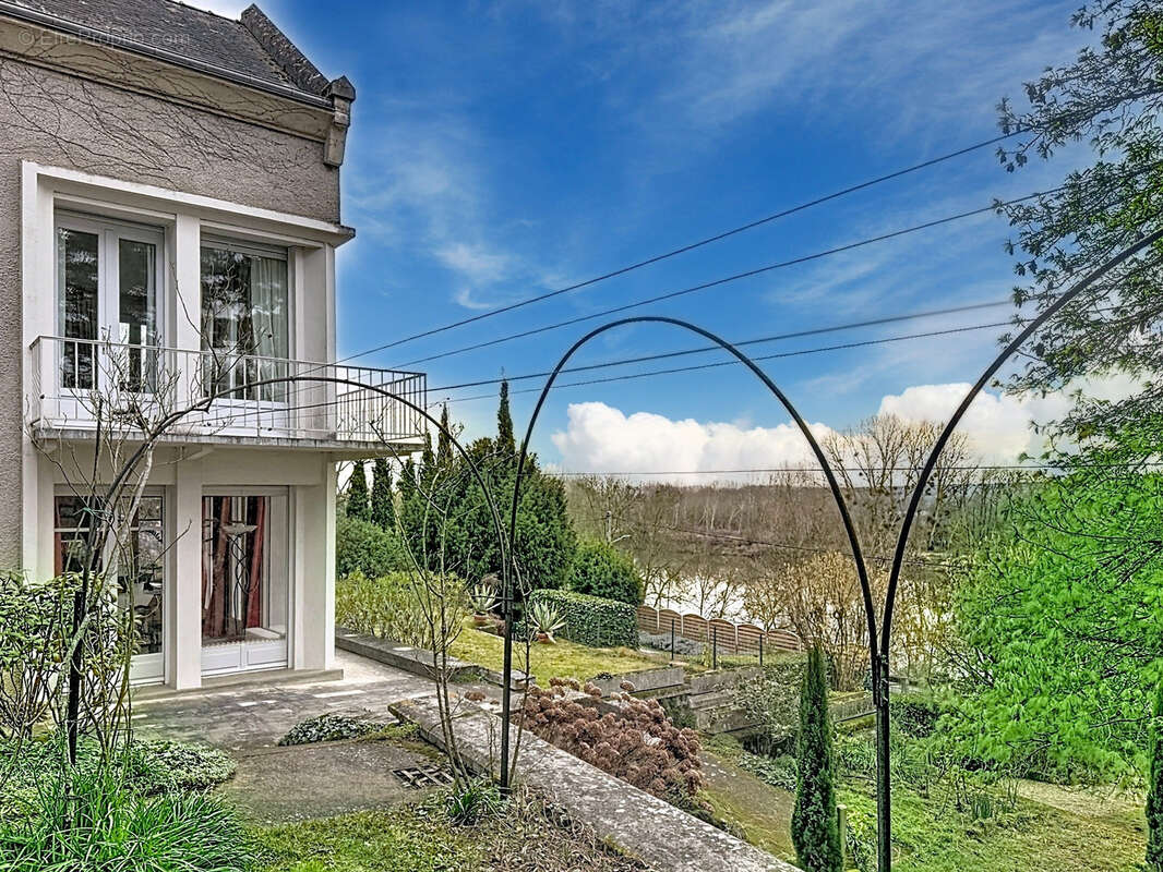 Maison à CHINON