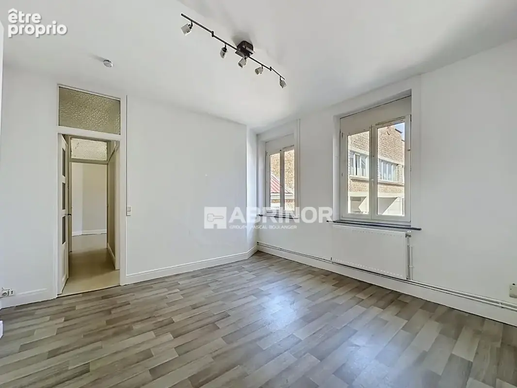 Appartement 2 chambres - centre ville - photo 1