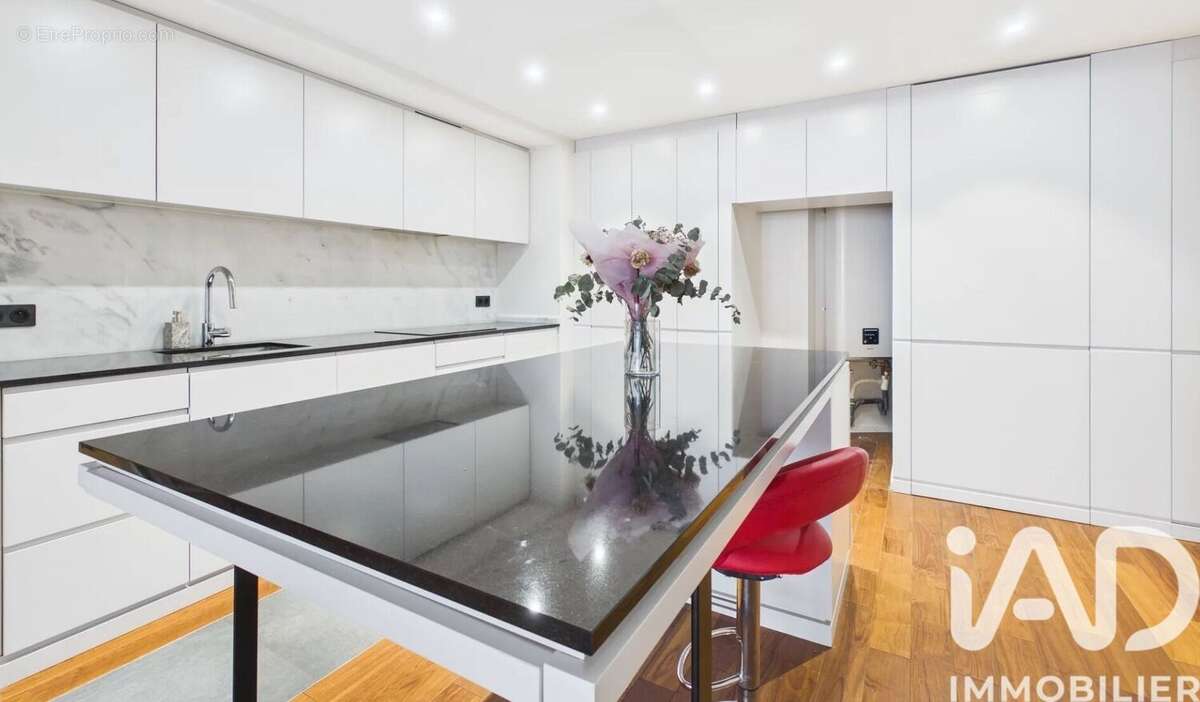 Photo 2 - Appartement à PARIS-11E