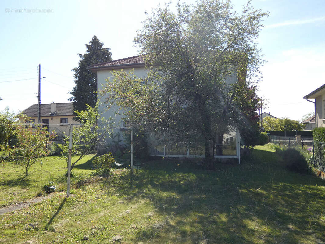 Maison à ETAIN