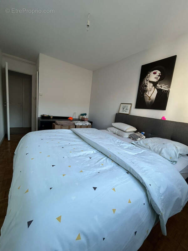 Appartement T3 de 69 m2   Hyper centre La Roche-sur-Yon   2 balcons   Cave - photo 6
