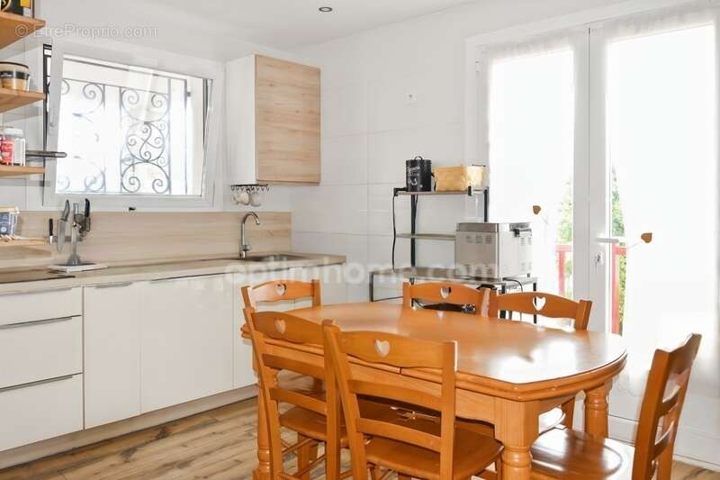 HENDAYE – Maison familiale avec 2 appartements indépendants – 224 m² – Garage 40 m² - photo 17