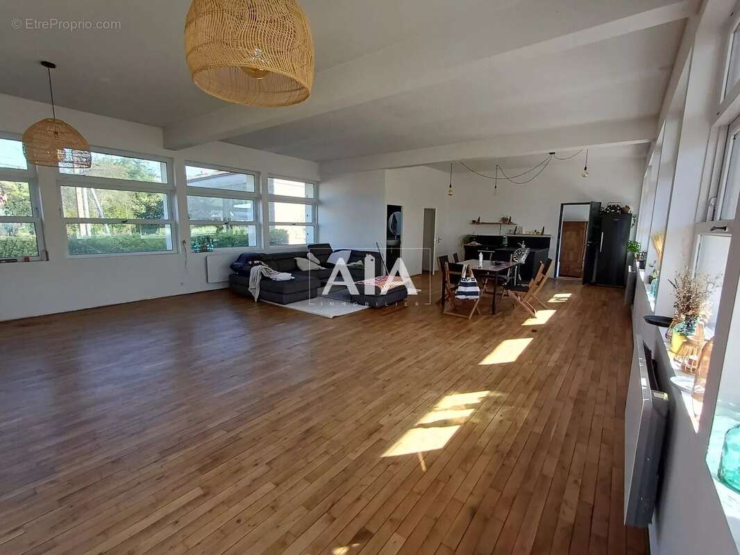 Appartement à RUELLE-SUR-TOUVRE