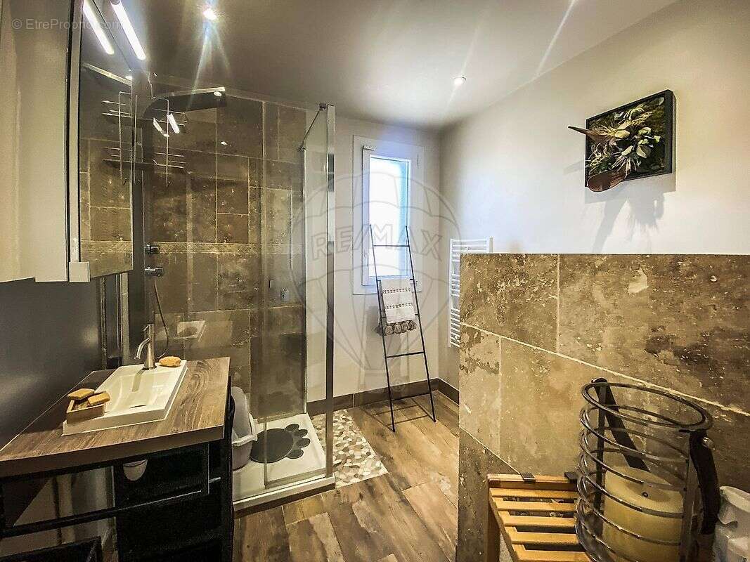 Maison à VAUX-SUR-MER