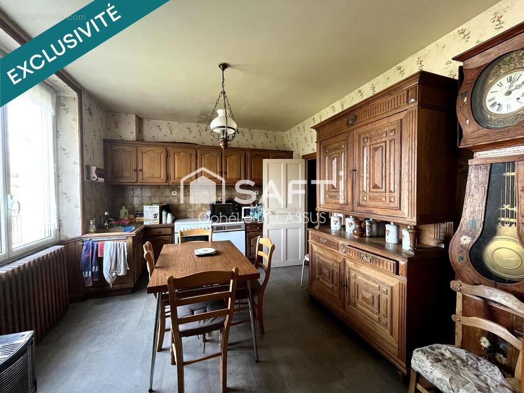 Photo 2 - Maison à UZERCHE