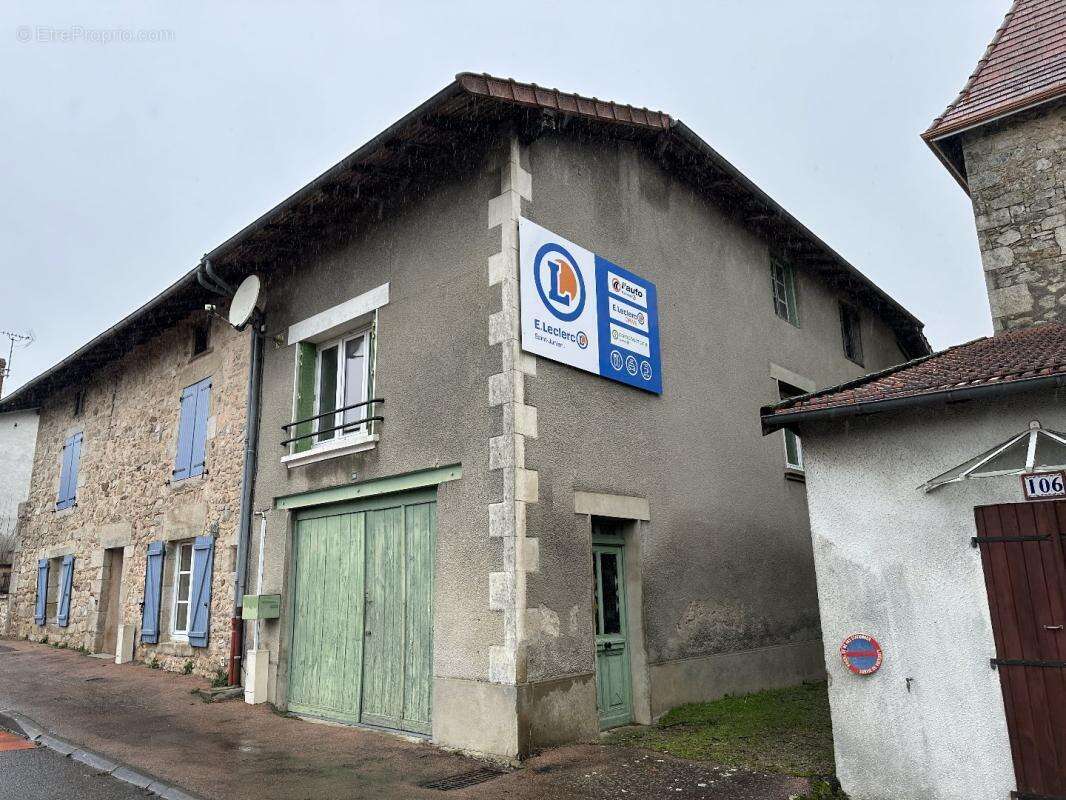 Maison à ORADOUR-SUR-GLANE
