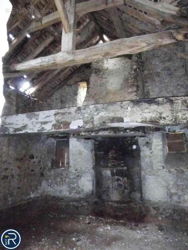 Maison à MONTOURTIER