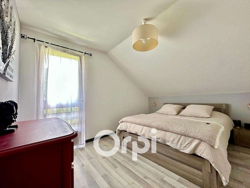 Maison à SAINT-MURY-MONTEYMOND