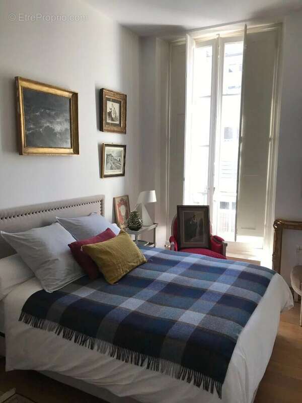 Appartement à VERSAILLES