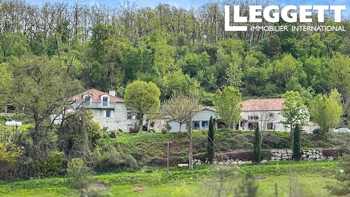 Maison à MONTCUQ