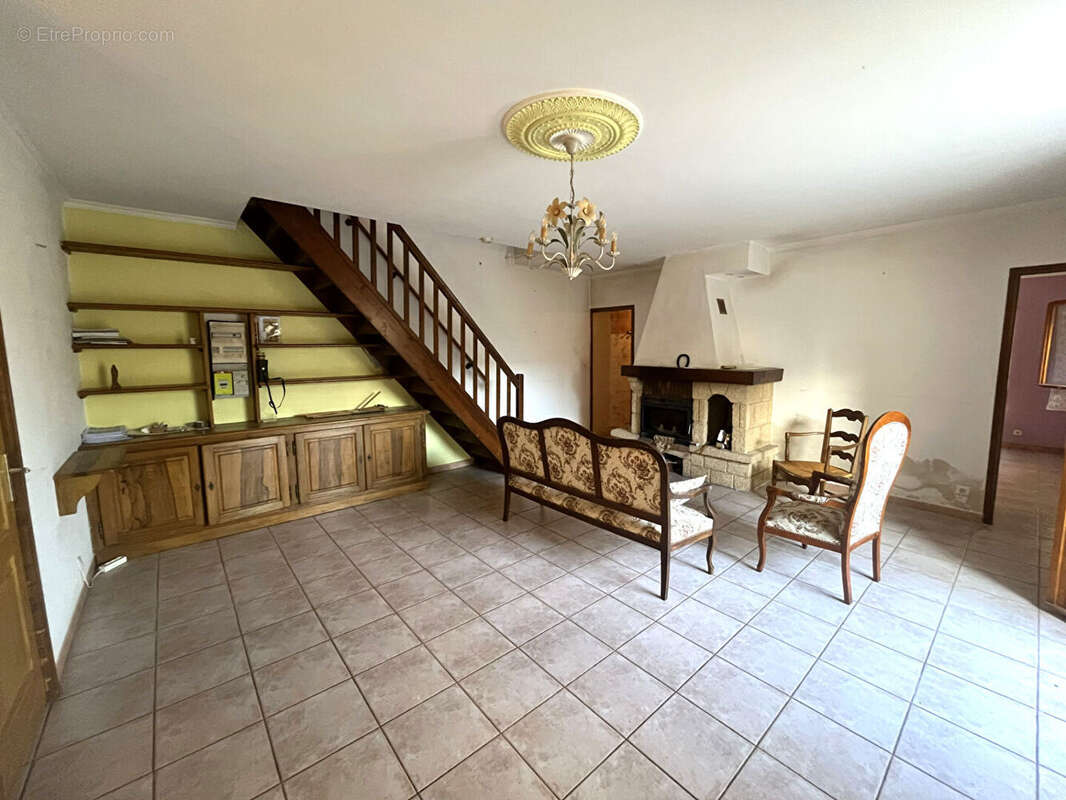 Maison à SARRIANS