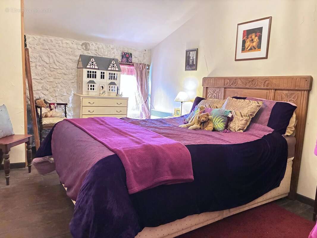 Appartement à MILLAC