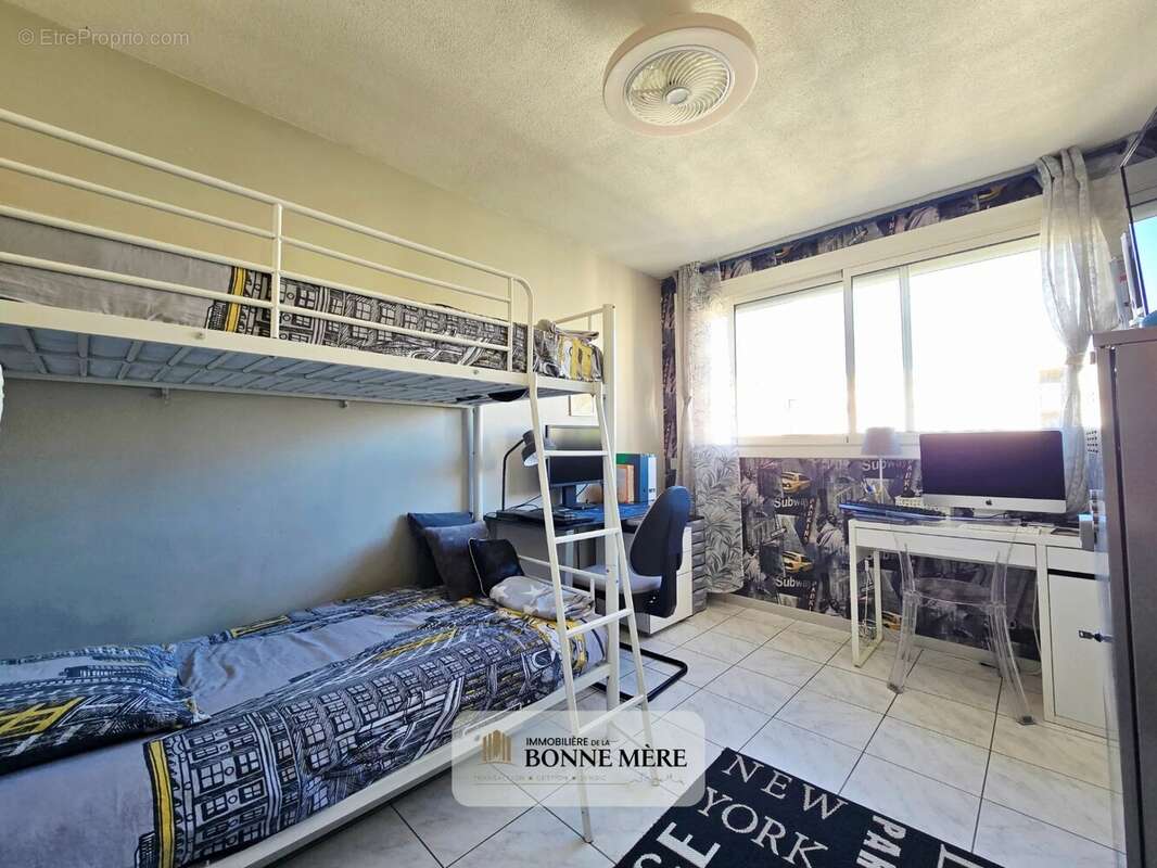 Appartement à MARSEILLE-10E