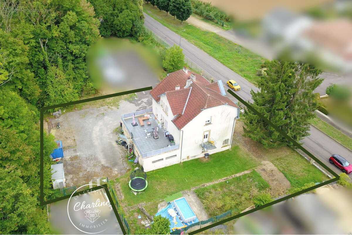 Appartement à AMANVILLERS