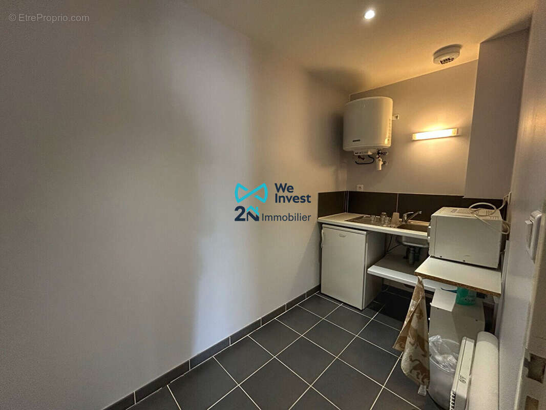 Commerce à SAINT-SULPICE