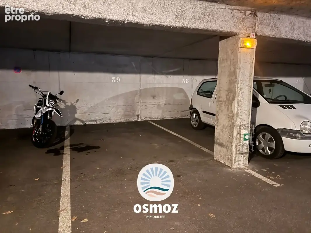 Parking à AYTRE