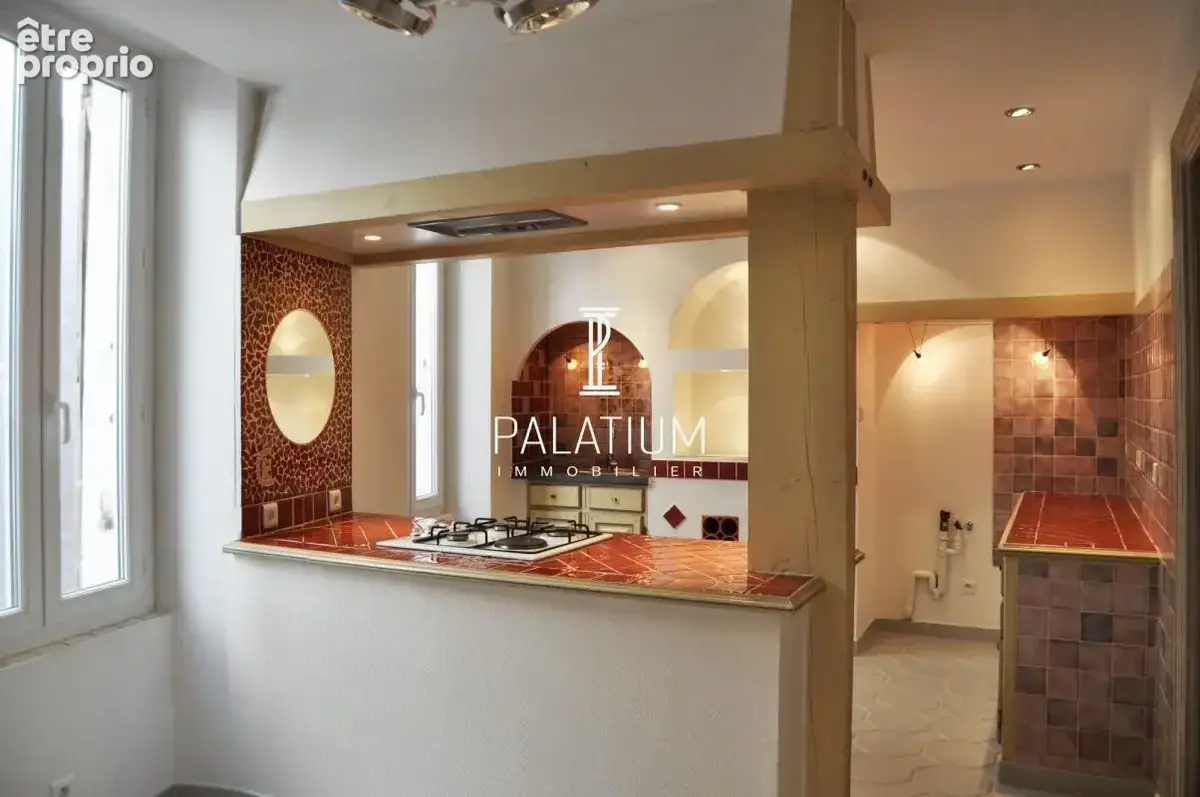 Duplex 87 m² avec terrasse - Centre historique de Sisteron - photo 2
