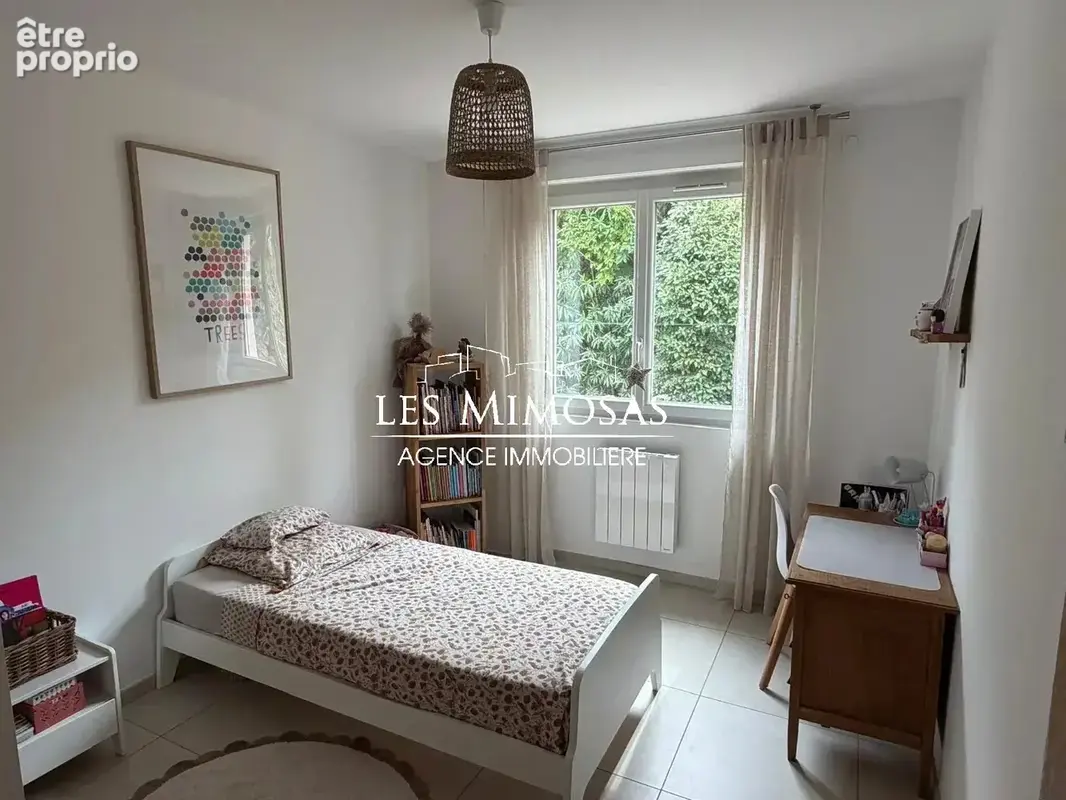 FREJUS-PLAGE, Maison individuelle de 115m² de plain-pied avec garage - photo 10