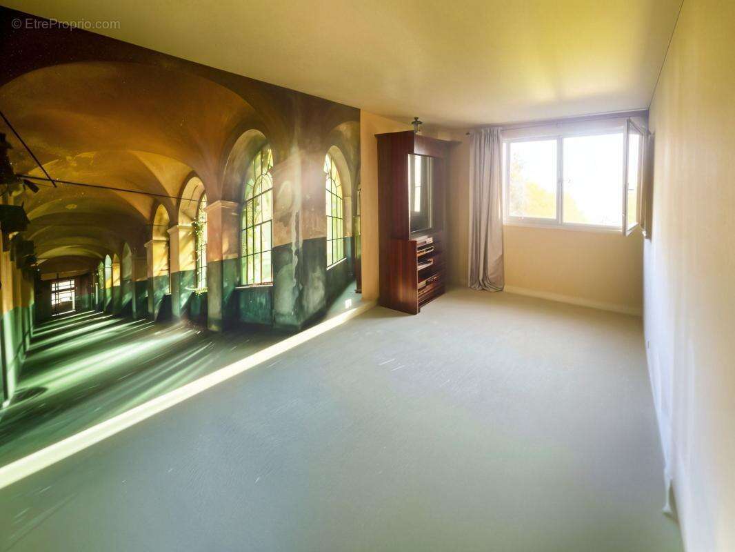 Appartement à LIVRY-GARGAN