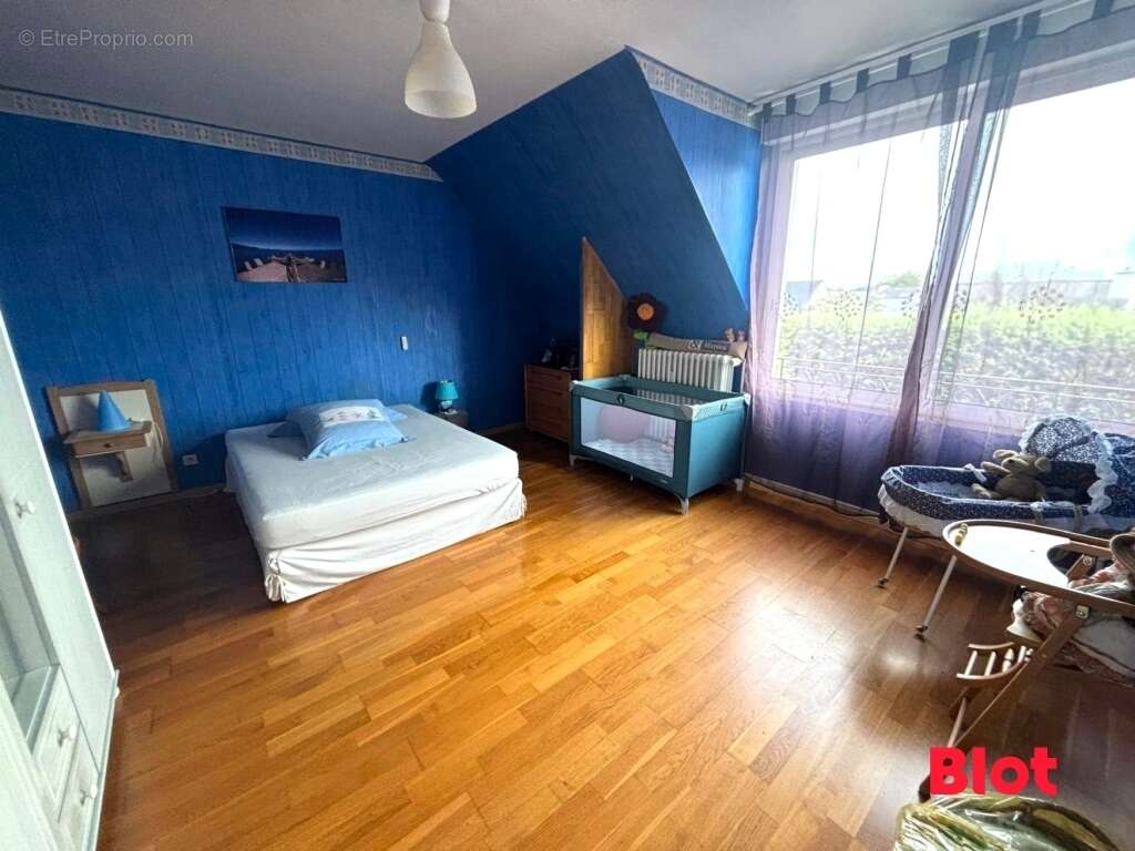 Maison à CHARTRES-DE-BRETAGNE