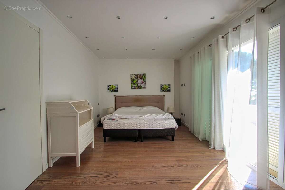 Saint jean cap ferrat "le cap" - propriété 600m²  terrain 5000m² piscine - photo 23