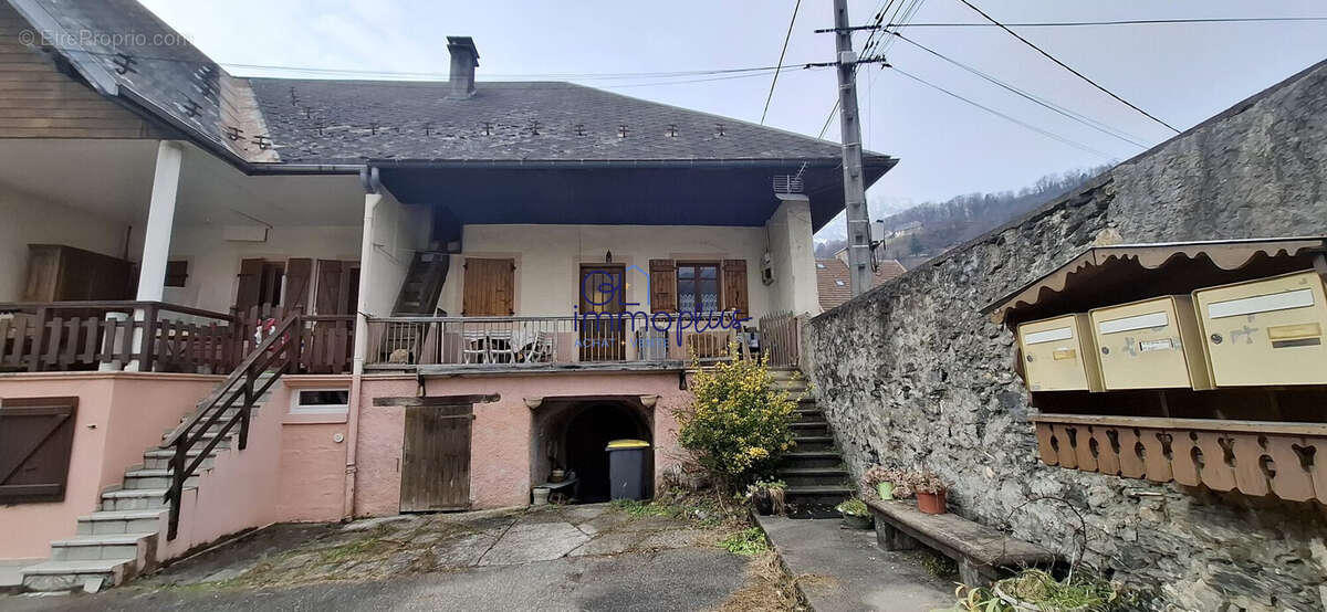 Maison à ALBERTVILLE
