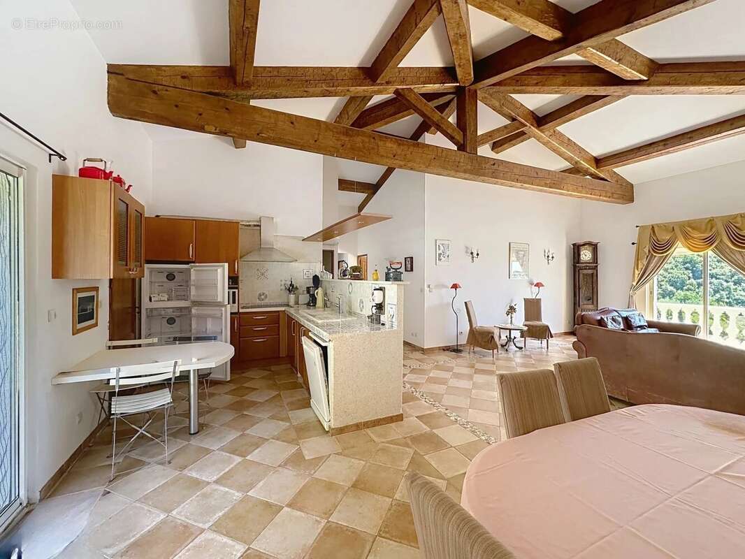 GRANDE VILLA BIOT (06410) vue mer du salon et des chambres - photo 14
