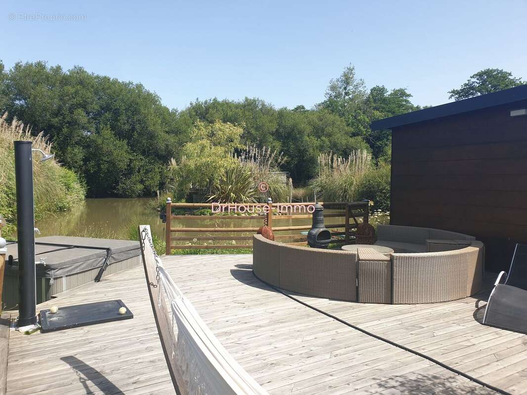 Maison à LA HAYE-D'ECTOT