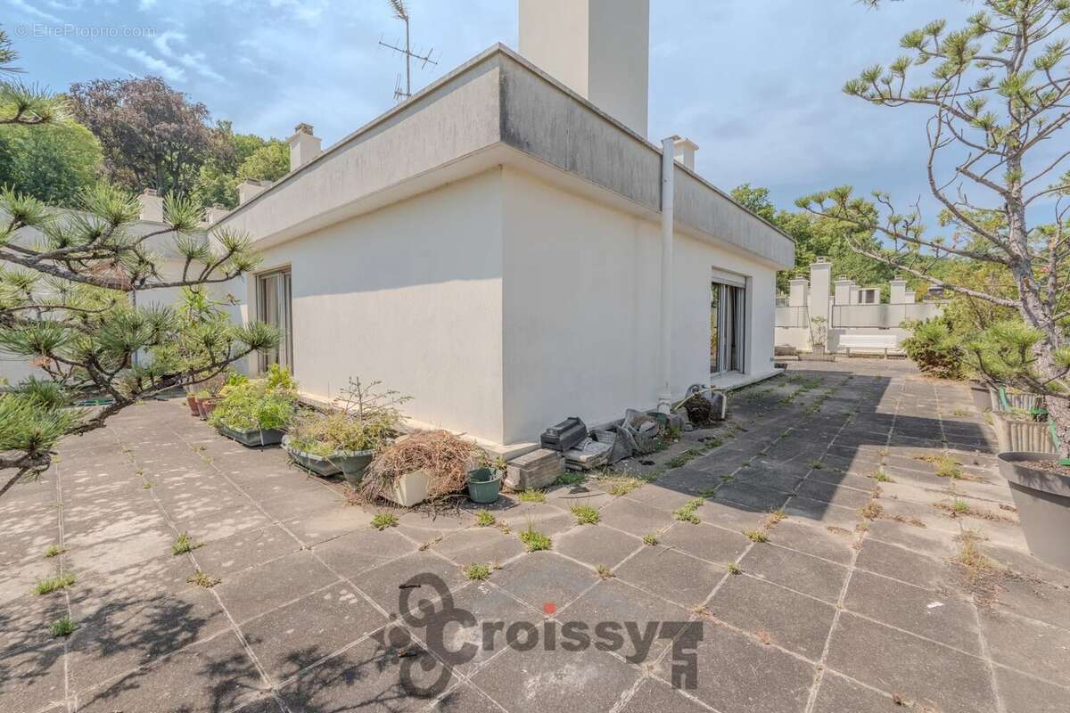 Appartement à BOUGIVAL