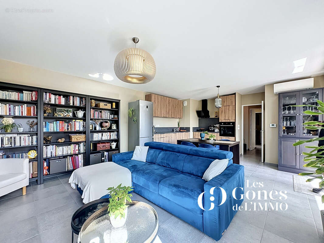 Appartement à CRAPONNE