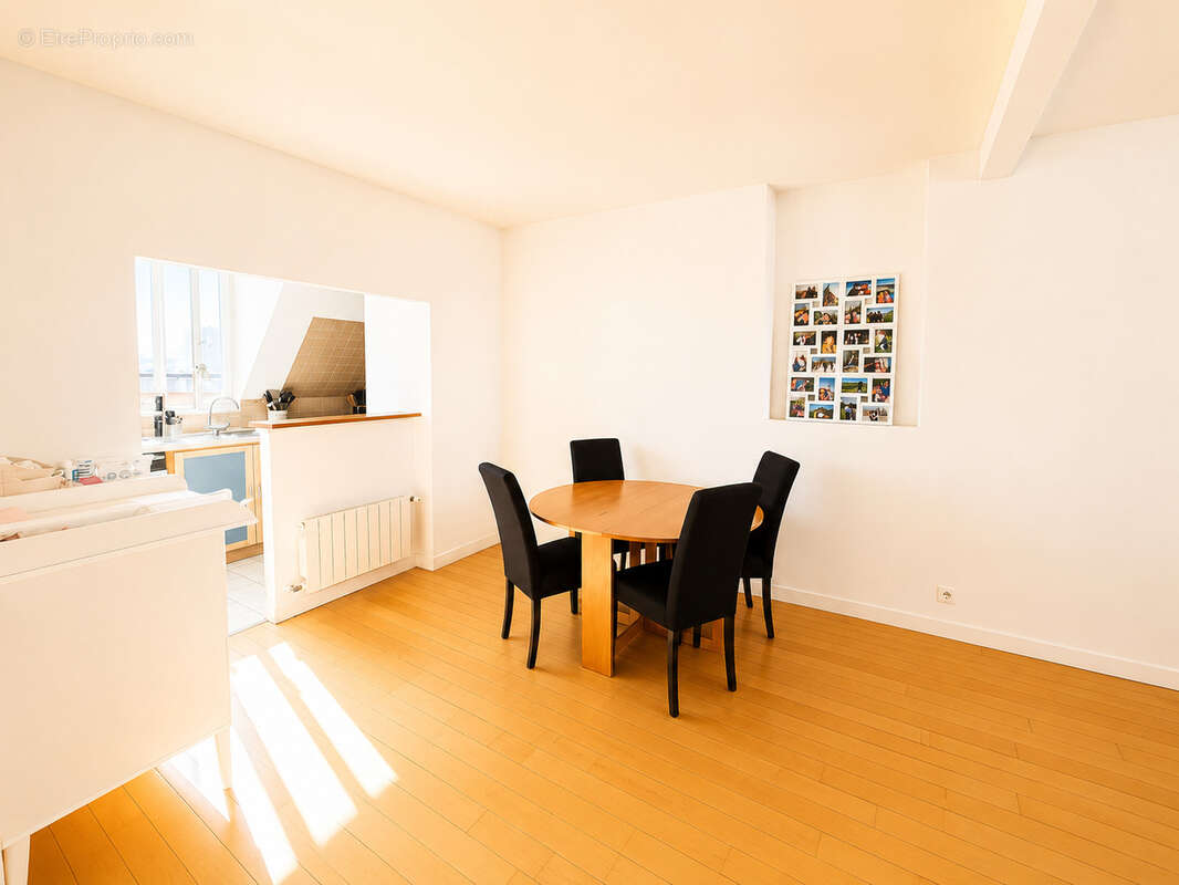 Rue denfert rochereau - dernier etage - photo 4