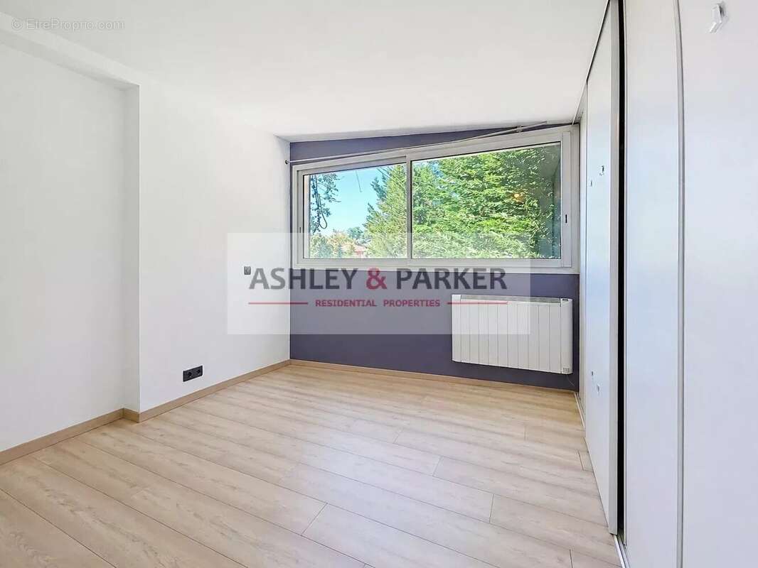 Appartement à VENCE