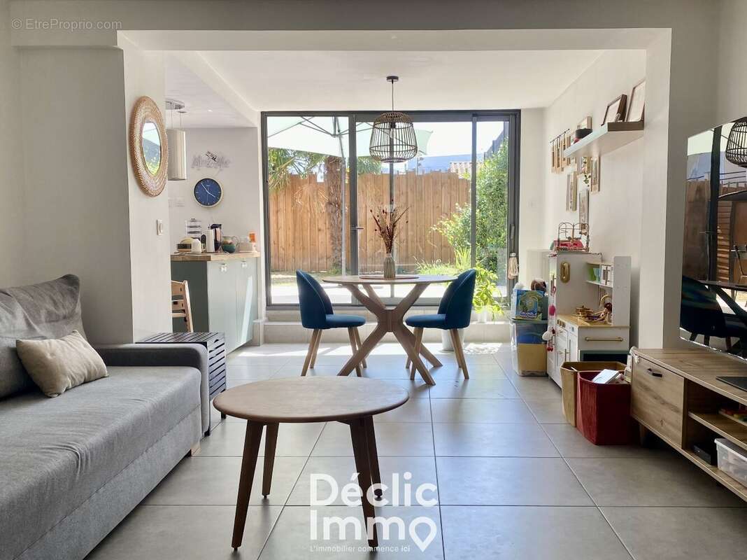 Appartement T3 dans le centre-bourg de Floirac - photo 3