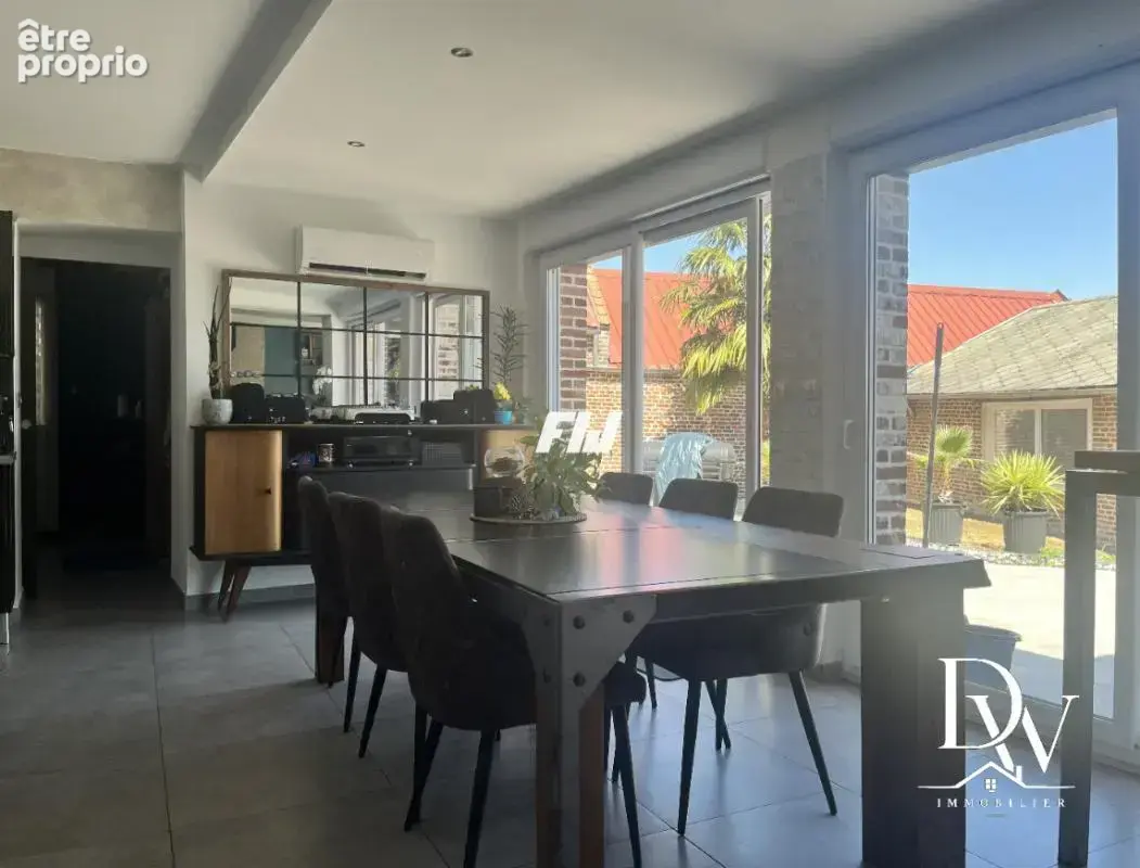Maison familiale avec dépendance  - Beaux volumes, jardin et stationnement - photo 6