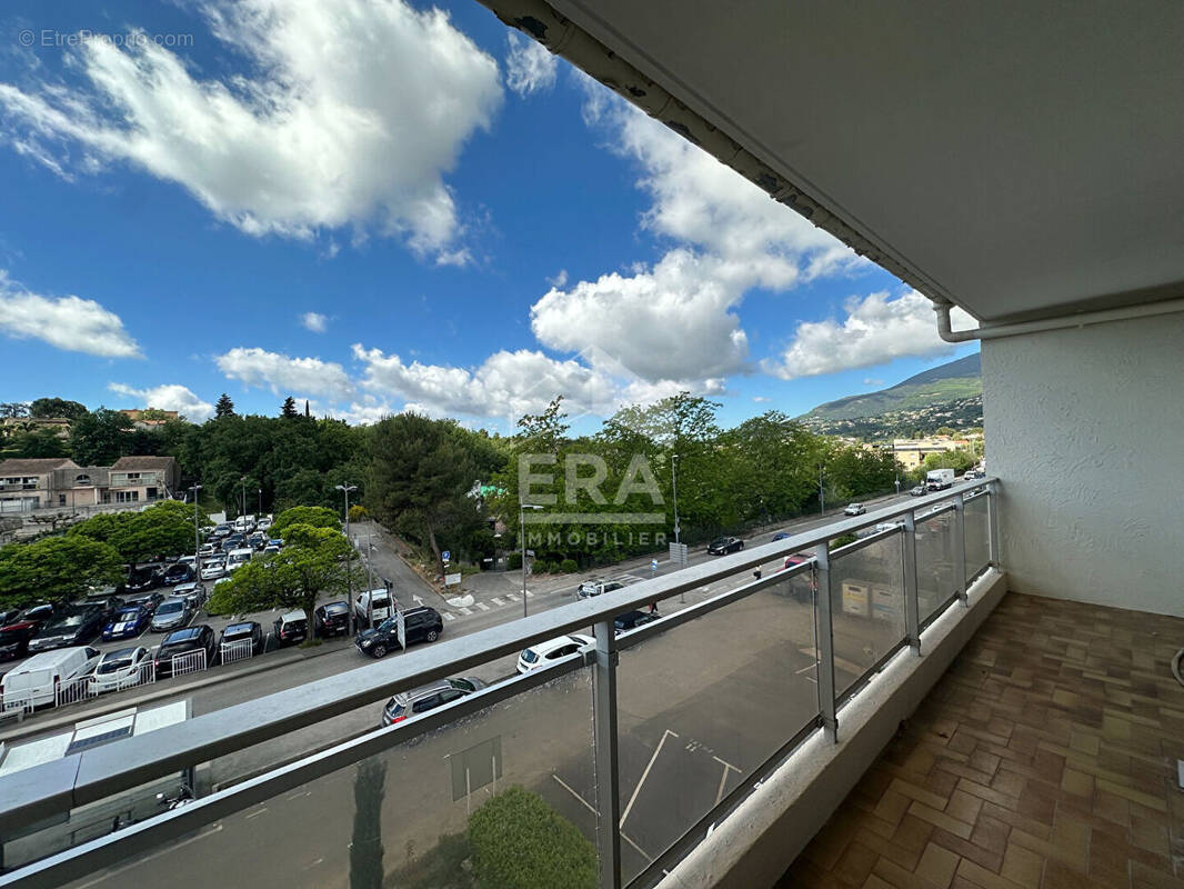 Appartement à VENCE