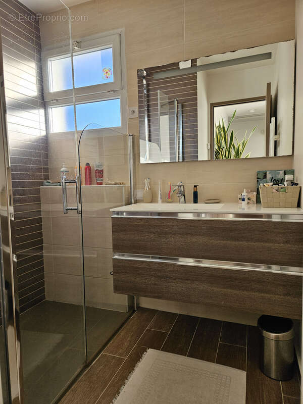 Maison à VILLECRESNES