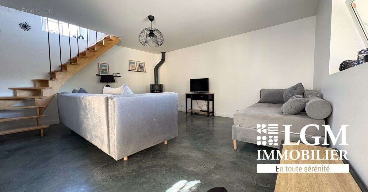 Maison à AIGUES-VIVES