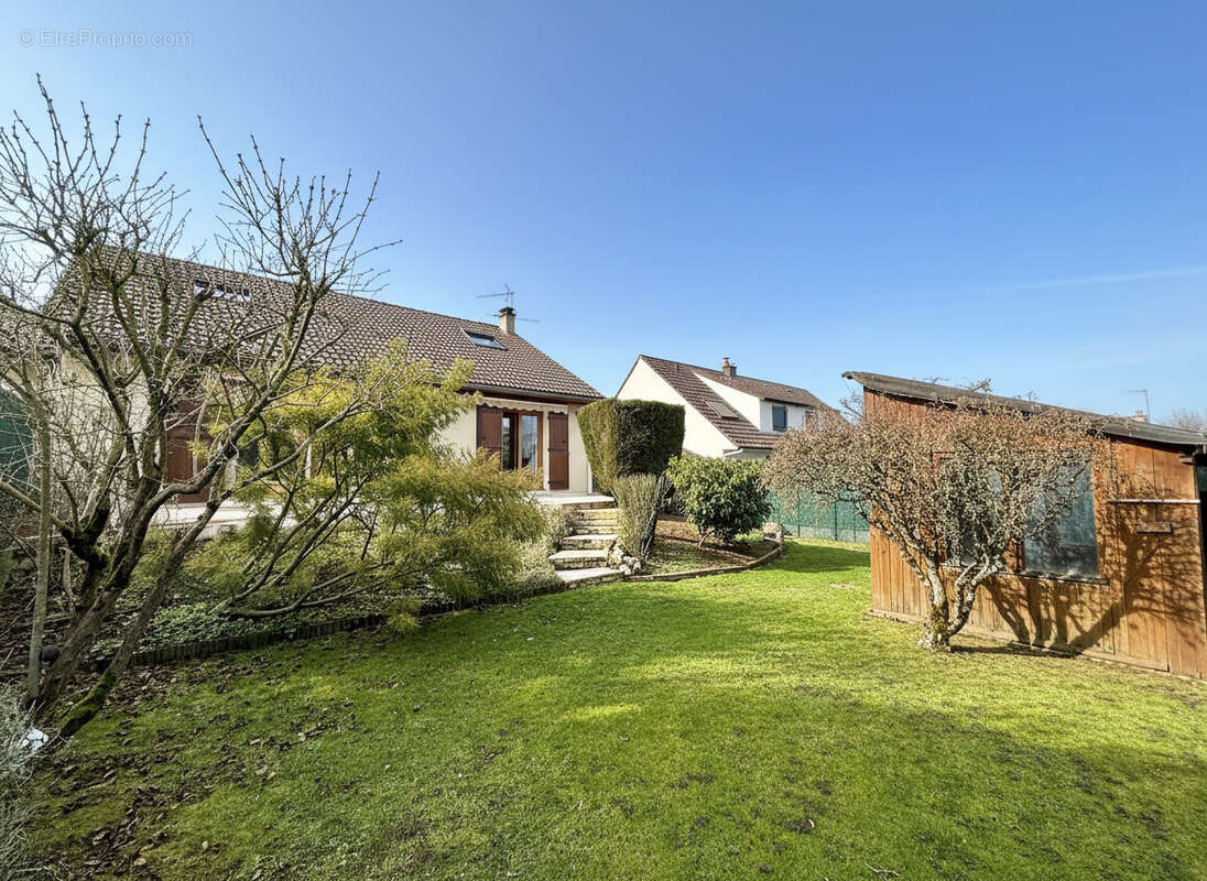 Maison à LUCE