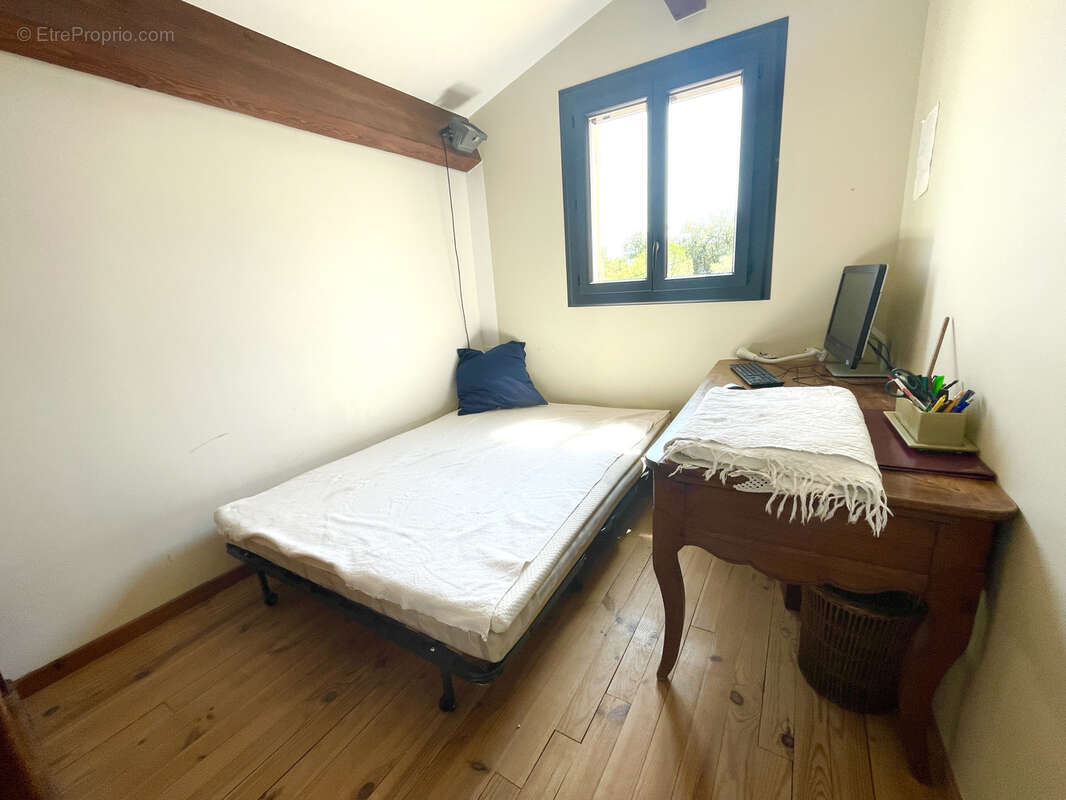 Maison à SAINT-JEAN-DE-LA-BLAQUIERE