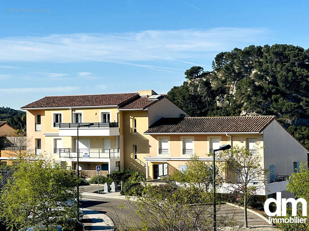 Appartement à ENSUES-LA-REDONNE