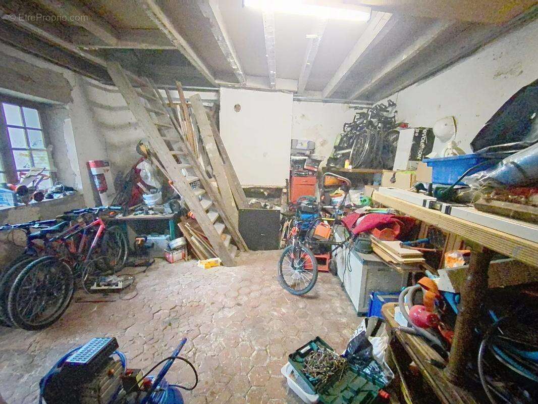 Maison à MELZ-SUR-SEINE